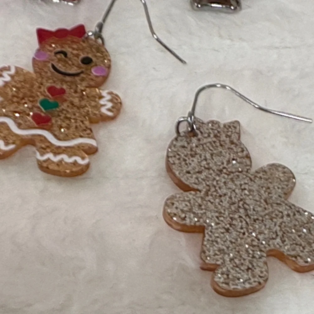Gingerbread and Reindeer Earrings Festive Set